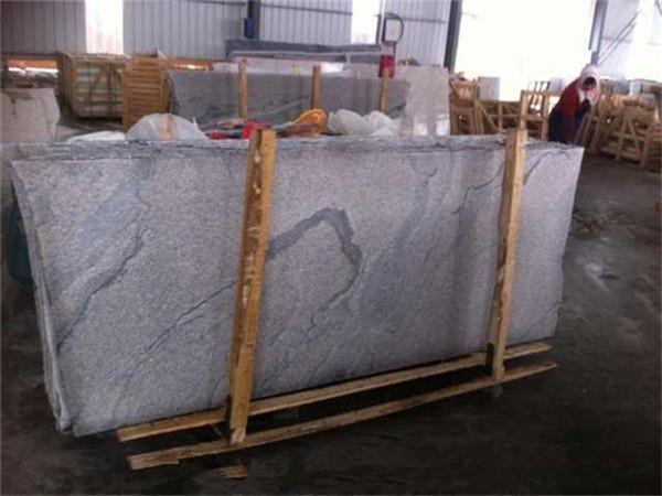 china high glossy viscont white granite slabs packing