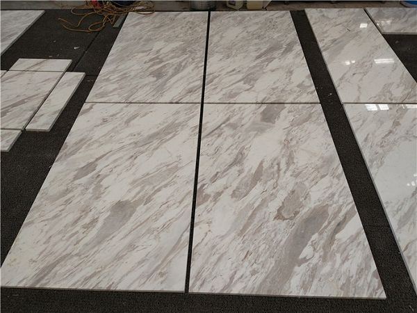 Volakas marble bathroom tiles(001)