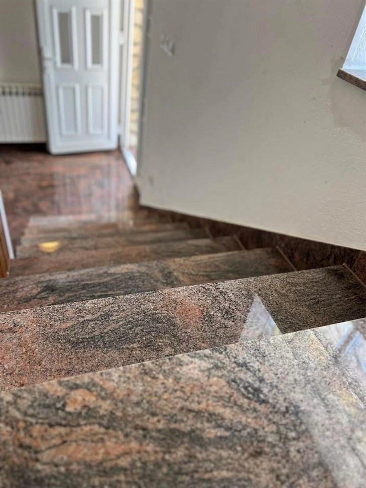 Multicolor Red Granite Staircase