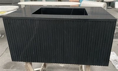 Black Nero Marquina Fluted ormar